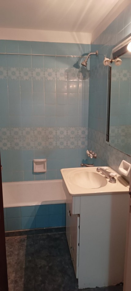 Departamento de 3 ambeintes con cochera !!! Av. Luro al 2500 !!!