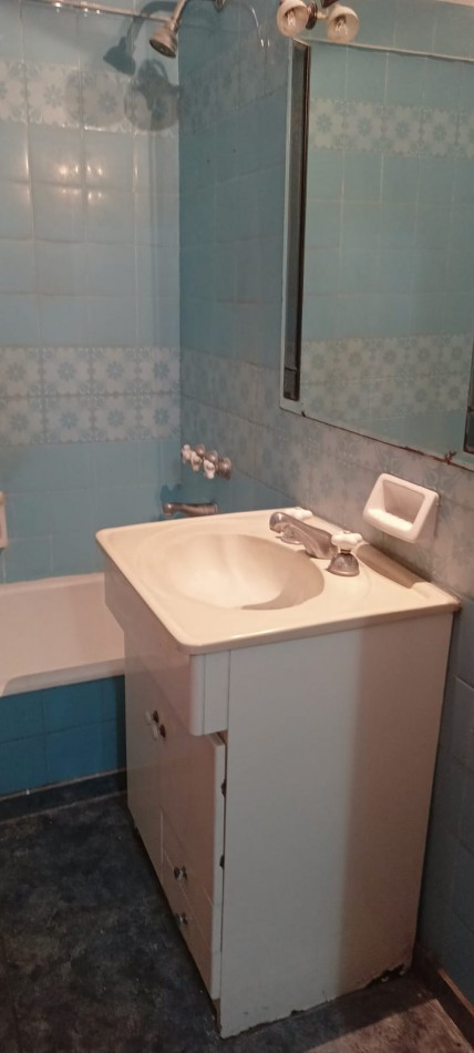 Departamento de 3 ambeintes con cochera !!! Av. Luro al 2500 !!!
