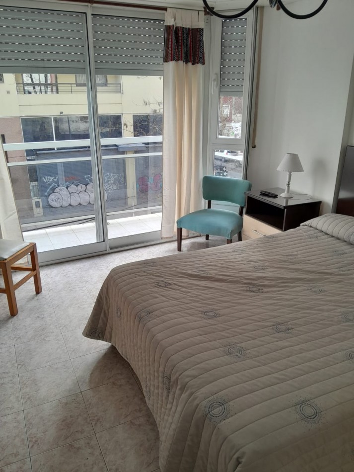 3 AMB.EXTERNOS, BALCON Y PATIO. 2 BAÑOS. PLAZA MITRE.