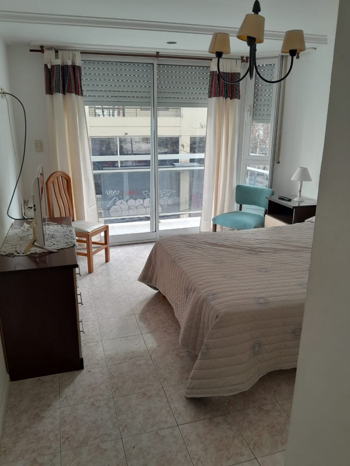 3 AMB.EXTERNOS, BALCON Y PATIO. 2 BAÑOS. PLAZA MITRE.