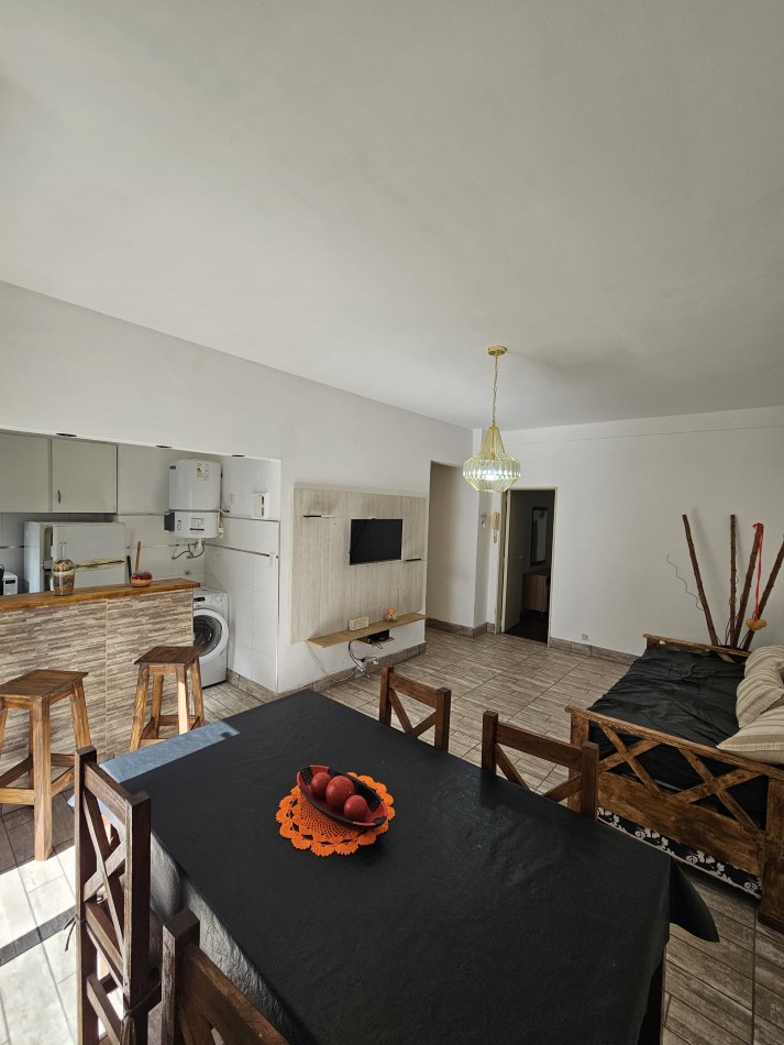 DOS AMBIENTES EXTERNOS CON BALCON. PROXIMO PLAYAS, PLAZA COLON, GUEMES,